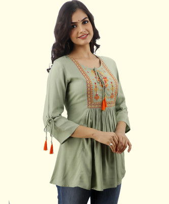 DMP FASHION Casual 3/4 Sleeve Embroidered Women Light Green Top