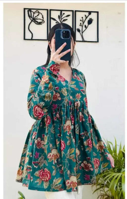 AALIANA FASHION Casual Self Design Women Green Top