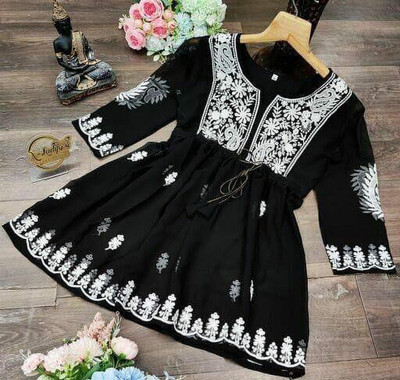 Daeneyrys Casual Embroidered Women Black Top