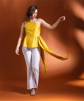 Globus Party Solid Women Yellow Top