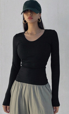 PERFETTE WOLLO Casual Solid Women Black Top