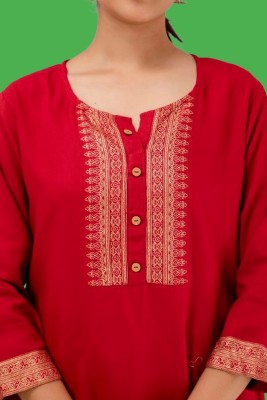 Western Cotton Casual Self Design Women Maroon Top