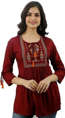 Mahinfashion Casual Embroidered Women Maroon Top