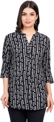 Navlika Women Printed Straight Kurta(Black)