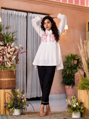 Juniper Casual Embroidered Women White Top