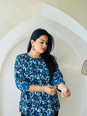 craftwell studio Casual Self Design Women Blue Top