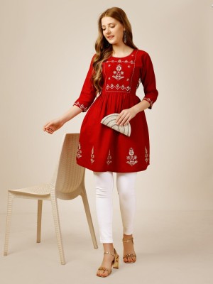AARVI FASHION Women Embroidered Cape Top Kurta(Red)