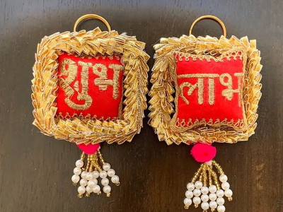 Da Novira Shubh Labh Door Hangings for Home/Diwali Decoration Door Hanging Set Toran(Fabric, Cotton)