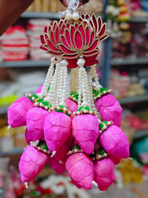 Nutts Lotus jhumki kamlkali Toran(plastic)