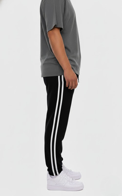 Dockstreet Solid Men Black Track Pants