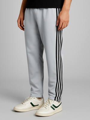 New latest Solid Men Grey Track Pants