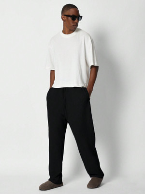 TRUFFLEGUM Loose Fit Men Black Trousers