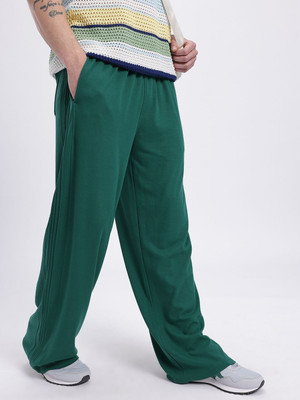Glitchez Solid Men Green Track Pants