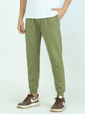 XYXX Solid Men Green Track Pants