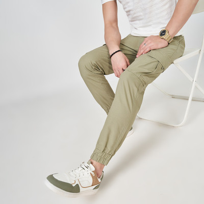 PEOPLE Solid Men Green Track Pants