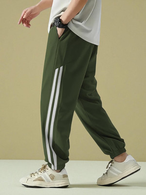 NIVEDANM Self Design Men Green Track Pants