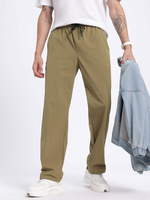 Glitchez Solid Men Green Track Pants