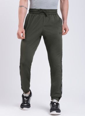 UNDER ARMOUR Solid Men Green Track Pants