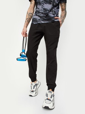 MAX Solid Men Black Track Pants