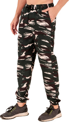 NU9 Solid Men Green Track Pants
