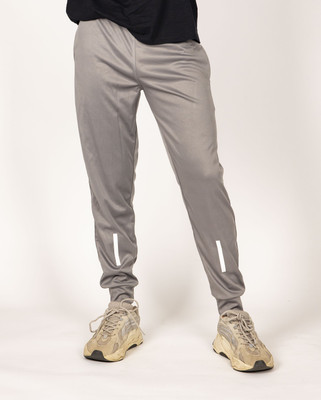 Kiraro Solid Men Grey Track Pants