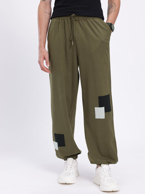 Glitchez Solid Men Green Track Pants