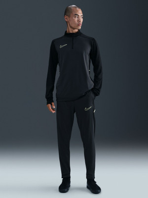 NIKE Solid Men Green Track Pants