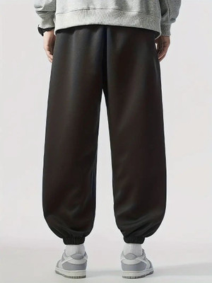 Dockstreet Loose Fit Men Black Trousers