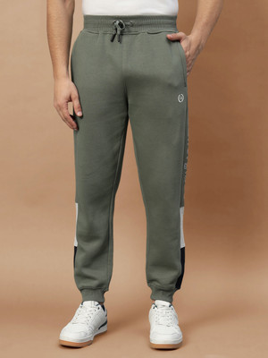CANTABIL Colorblock Men Light Green Track Pants