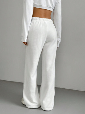 Daphne Maurier Loose Fit Women White Trousers