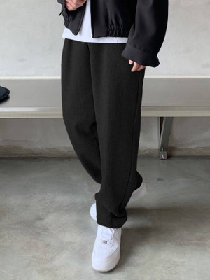Dockstreet Loose Fit Men Black Trousers