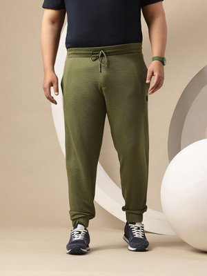 Sztori Solid Men Green Track Pants