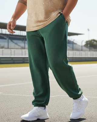 BEWAKOOF Solid Men Green Track Pants