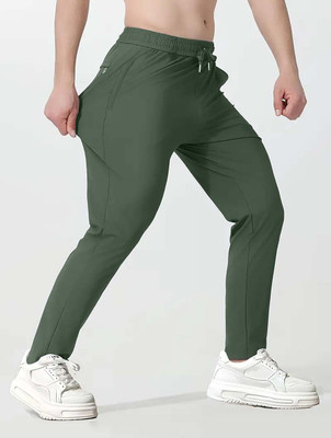 Bellwit Solid Men Green Track Pants