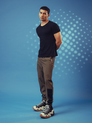 CHKOKKO Solid Men Green Track Pants