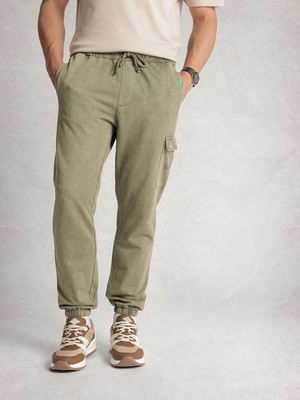 WROGN Solid Men Green Track Pants