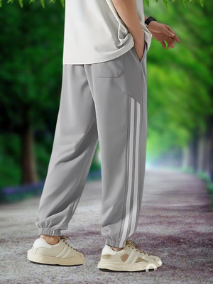 Kesaria Fab Solid Men Grey Track Pants