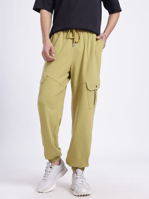 Glitchez Solid Men Green Track Pants