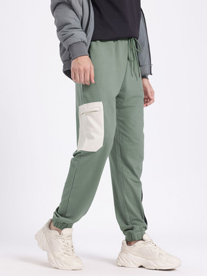 Glitchez Solid Men Green Track Pants