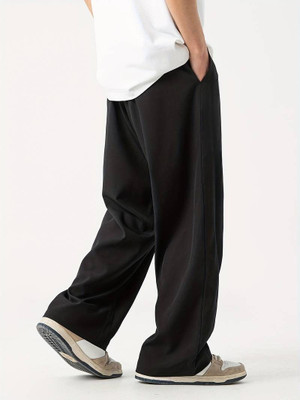 Daphne Maurier Loose Fit Men Black Trousers