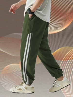THE SARTHI FASHION TREND Solid Men Dark Green Track Pants