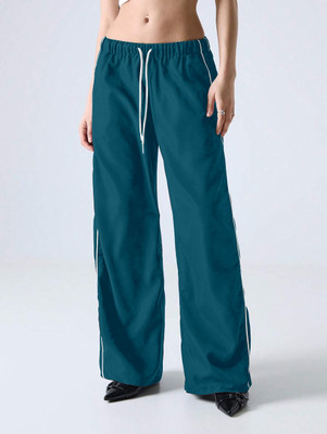 Rajovati Solid Women Blue Track Pants