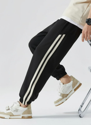 Dockstreet Loose Fit Men Black Trousers