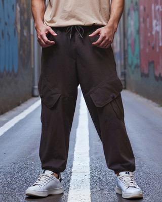 BEWAKOOF Solid Men Brown Track Pants