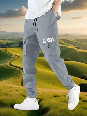 THE SAVIRA FASHION TREND Solid Men Grey Track Pants