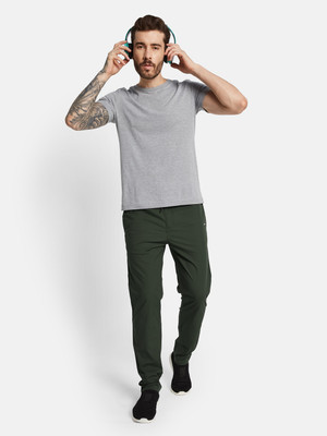 Octave Solid Men Green Track Pants