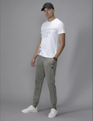 WROGN Solid Men Green Track Pants