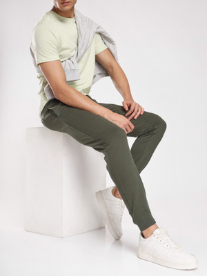 NOBERO Solid Men Olive Track Pants