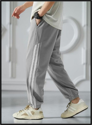 Novus Knitting Self Design Men Grey Track Pants