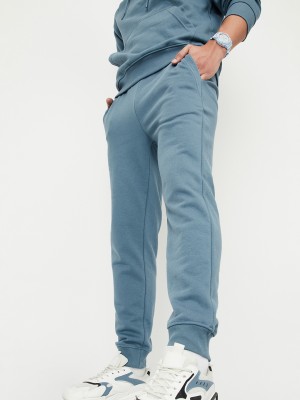 MAX Solid Men Blue Track Pants